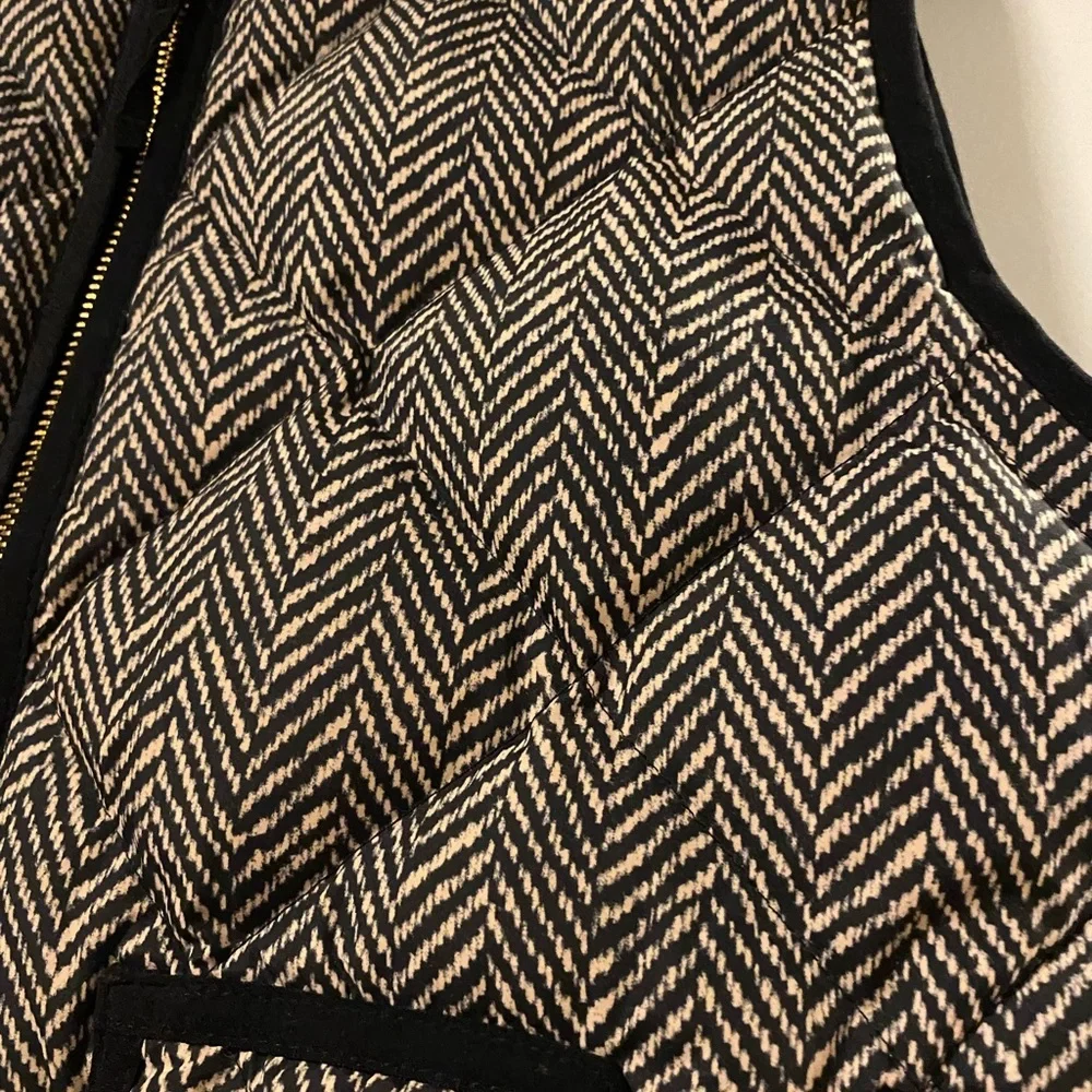 J. Crew Black and White Quilted Vest - Picture 4 of 5